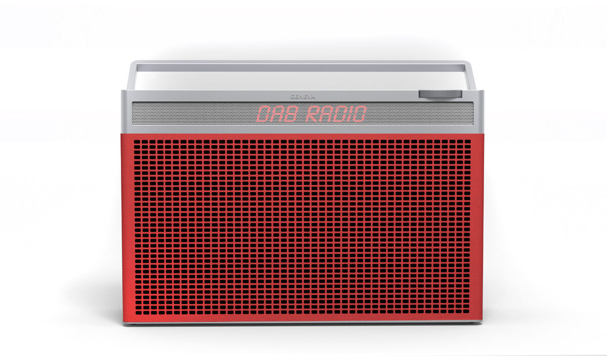 Geneva Touring L RED Portable Bluetooth HiFi Speaker Radio Geneva Touring L RED Portable Bluetooth HiFi Speaker Radio