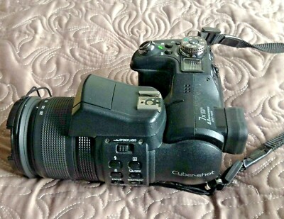 【希少品】 SONY サイバーショット F828 Sony Cyber Shot DSC-F828 8.0MP Digital Camera Zeiss 4 Color