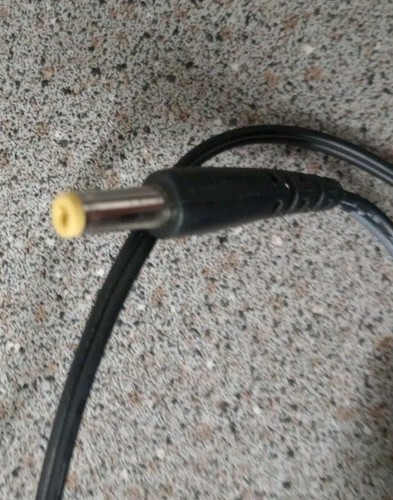 Adattatore di rete AC-DC originale Pure 5,5 V per Pure Jongo A2 nero KS019055 - Foto 3 di 9