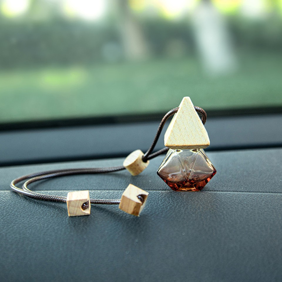 Car Air Freshener Diffuser Empty Bottle 8ML Perfume Container Ornament