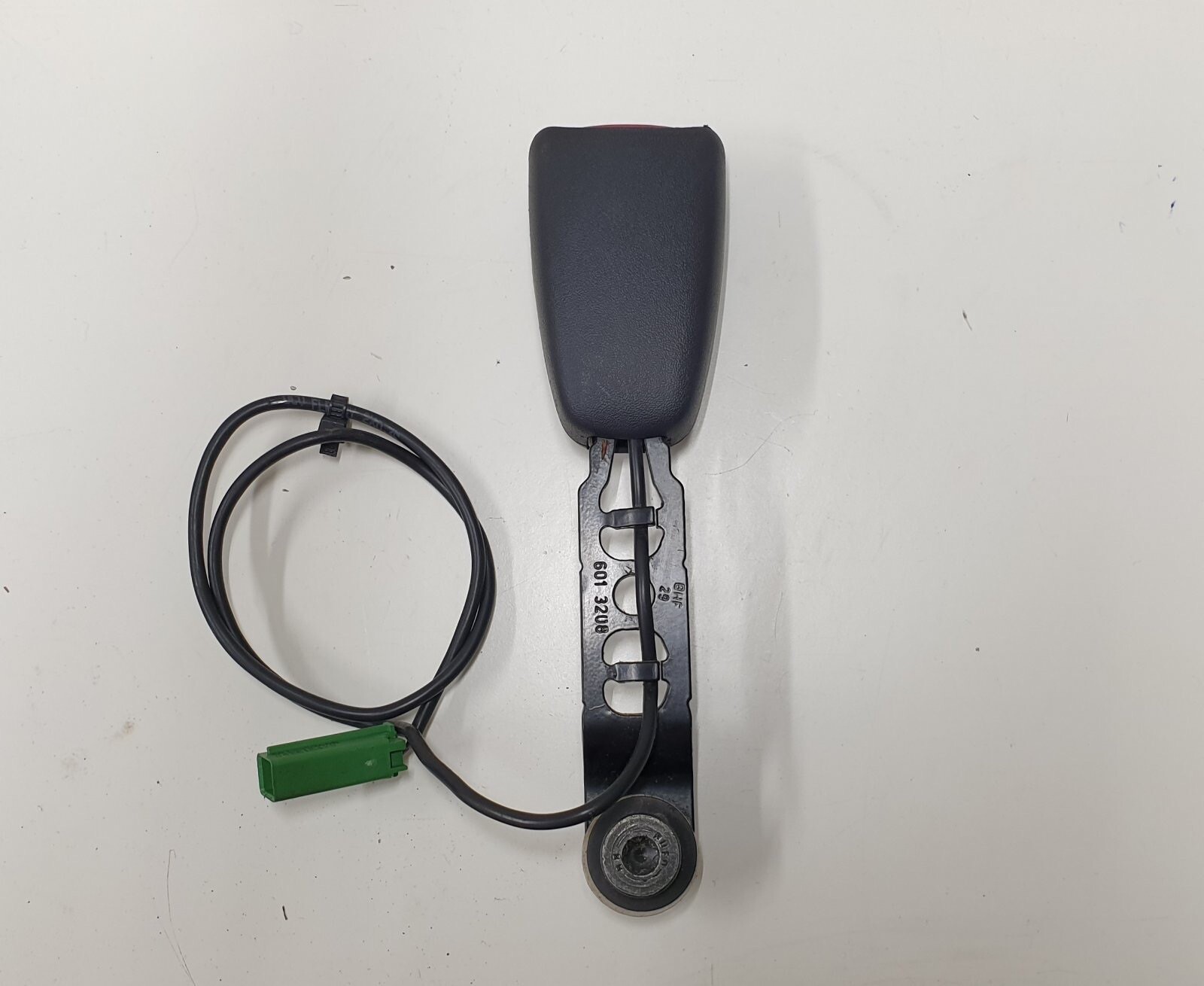 615580 VOLVO SEAT BELT BUCKLE VOLVO C30 S40 V50 S60 V70 S80 eBay