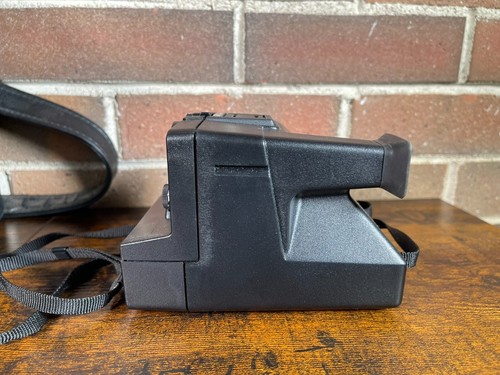 Vintage Polaroid Sonar OneStep Pronto! Land Camera with Case Untested - Picture 11 of 20