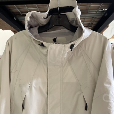 SUPREME Apex Taped Seam Jacket White Sz M Medium Triple Layer