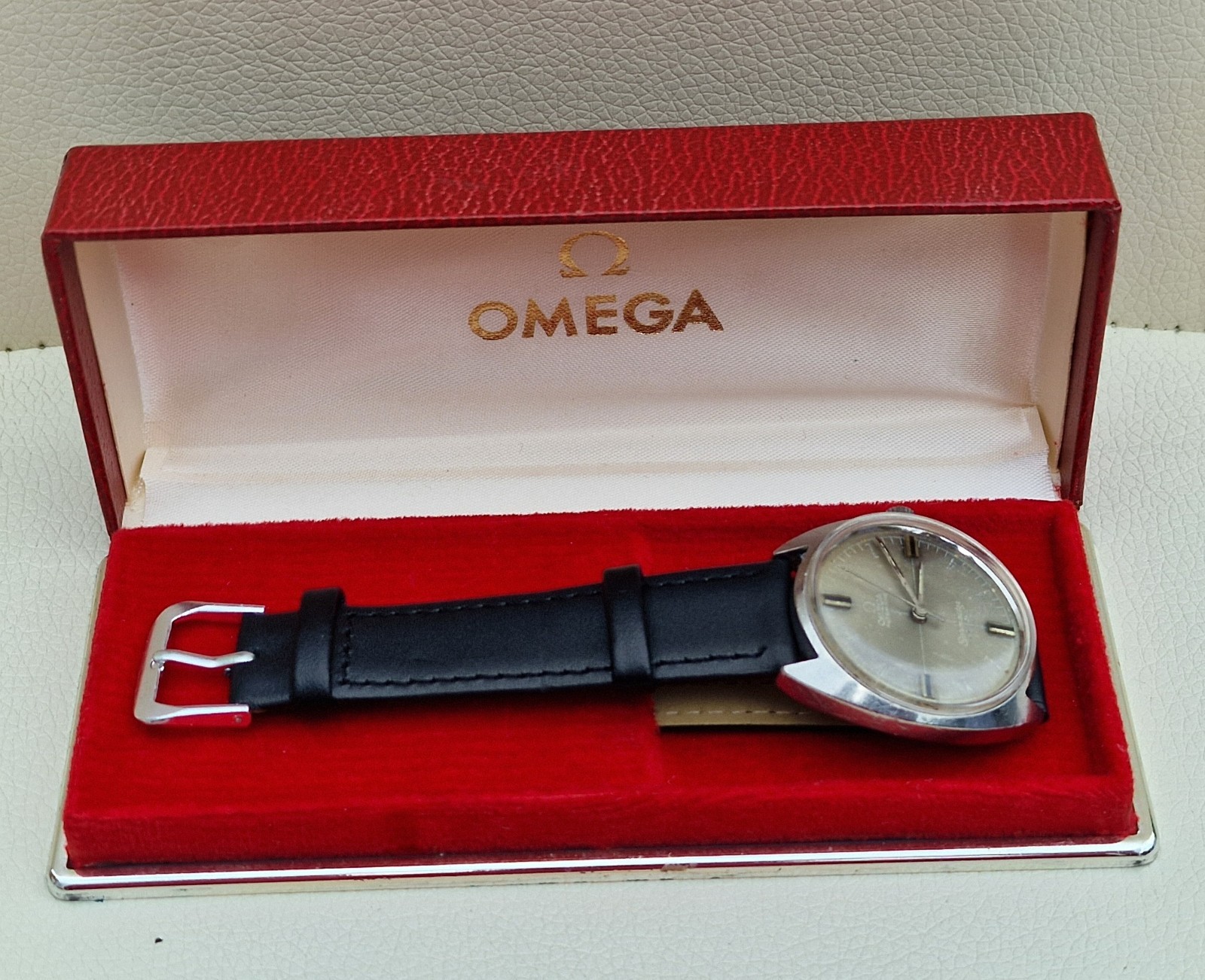 Omega Seamaster Cosmic Grey Working