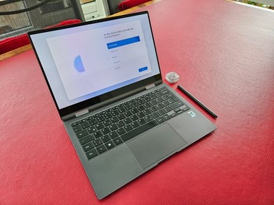 Samsung Galaxy Book 2 pro 360 / 13,3 Zoll / i7 / 256 GB / 16 GB - Top Zustand