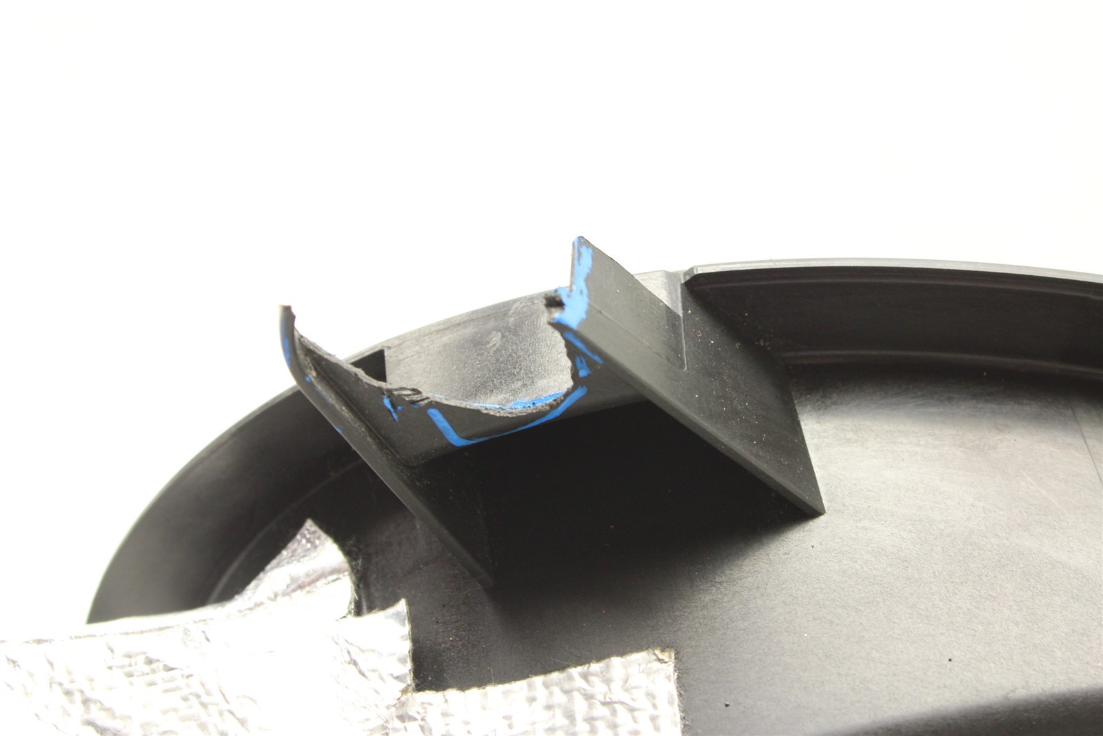 McLaren Artura 2025 Fuel door P/N 16AF428CP
