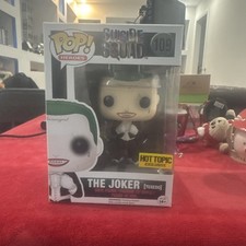 Funko POP Suicide Squad 109 Hot Topic Exclusive The Joker Tuxedo Vinyl Figure