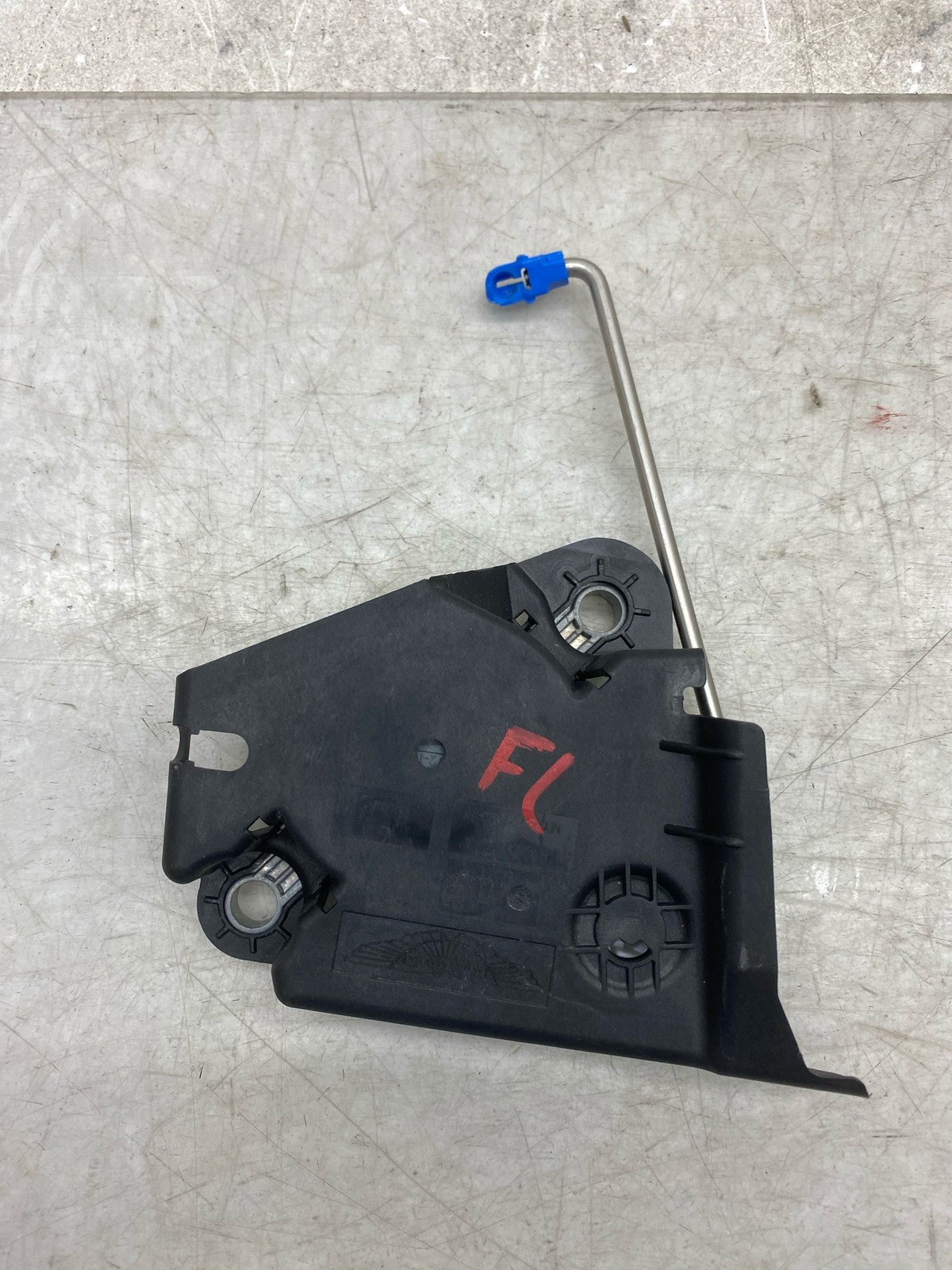 2020-2025 ASTON MARTIN DBX OEM FRONT LEFT DOOR KEY CYLINDER LOCK HY53-F21990-A