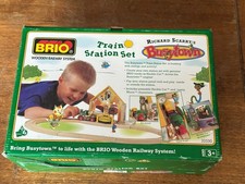 32550 BRIO World Wooden Train Busytown Station Thomas New