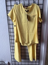 Koi Women's Koi Basics Straight Leg Scrub Set Sunshine Size Small NEW