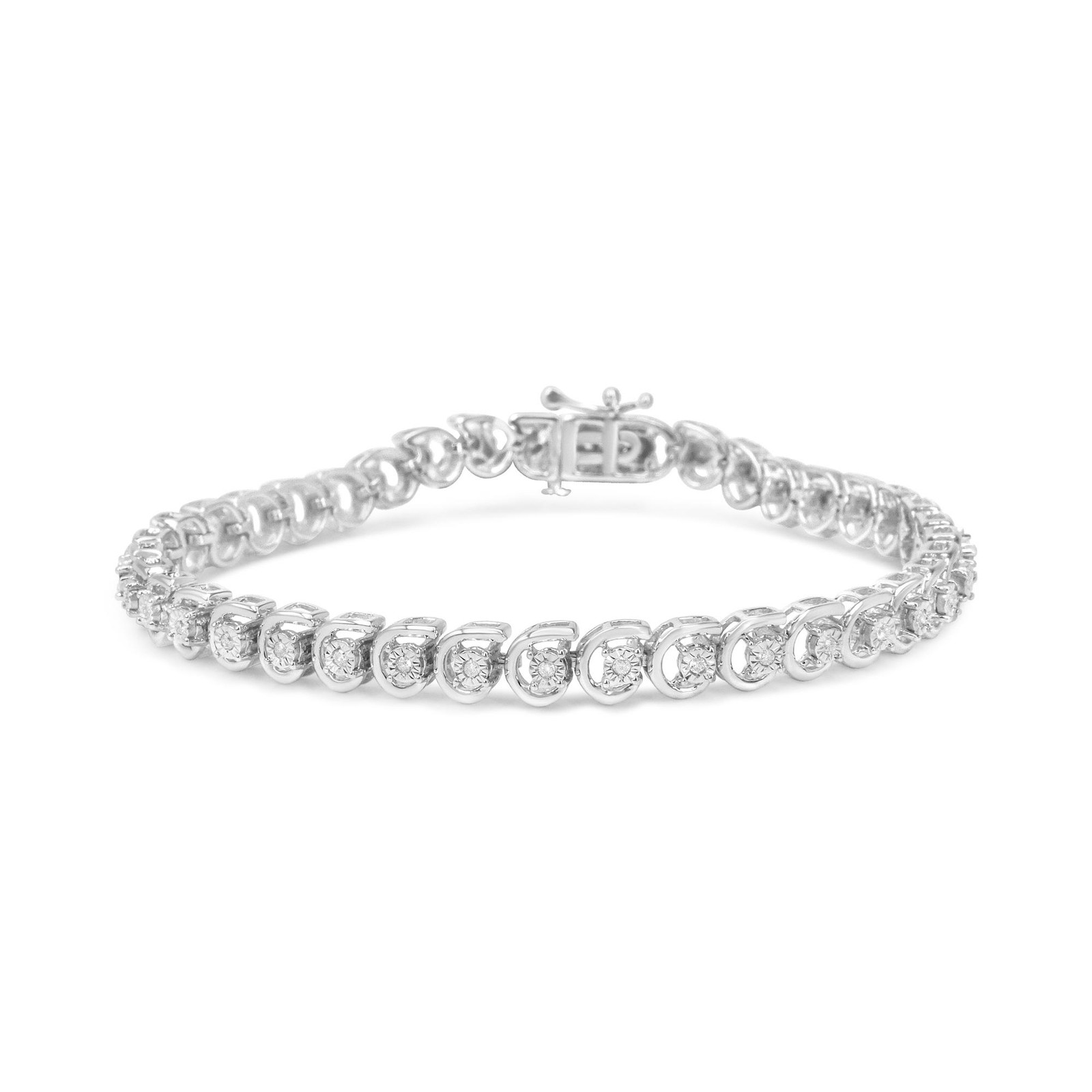 ".925 Sterling Silver 1/4 Cttw Diamond \"C\" Link Bracelet (I-J, I2-I3)"