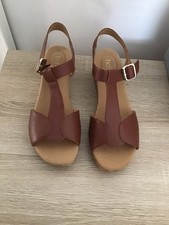 LADIES HOTTER TAN SANDALS SIZE 6.5 (40) NEW WITH BOX