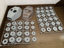 Trombettiere 00906 raro 1/16 King Tiger torretta trasparente e grigio e ruote da strada