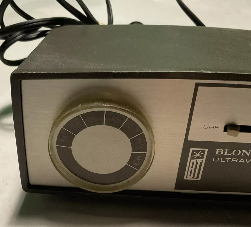 VTG Blonder Tongue BTX-111 Transistorized All Channel UHF Converter - 5/6channel - Image 4 of 4