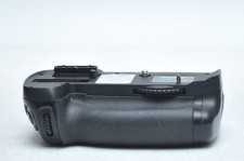 Vivitar MB-D14 Pro Series Multi-Power Battery Grip for Nikon D600  D610 DSLR