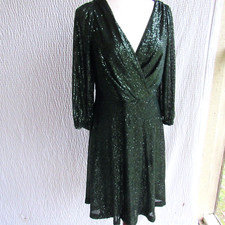 Gorgeous Dark Green Dress DKNY 10 40 42 Wrap Upper Belt Fit Flare Tiny Sequin