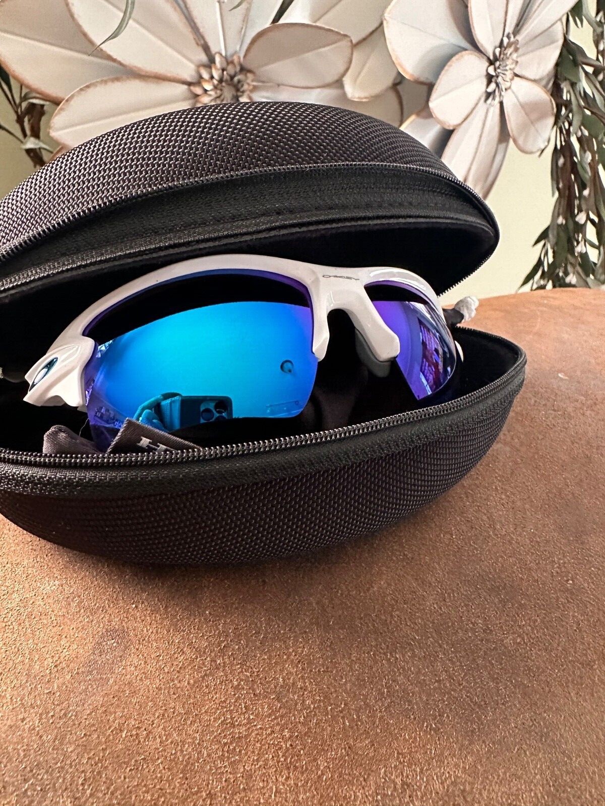 Descubrir 95+ imagen men oakley sunglasses polarized Thptnganamst.edu.vn