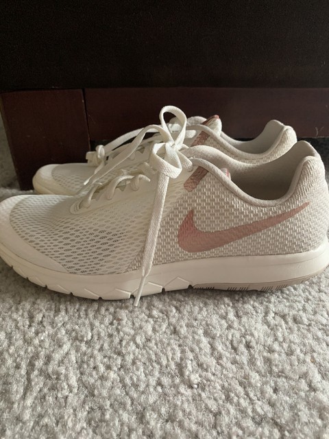 nike training flex trainers rose gold