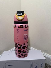 Owala 32oz FreeSip Stainless Steel Water Bottle   Jungle Stroll -2026 Gift