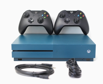 Microsoft Xbox One Special Edition Bundle 500GB Deep Blue Used