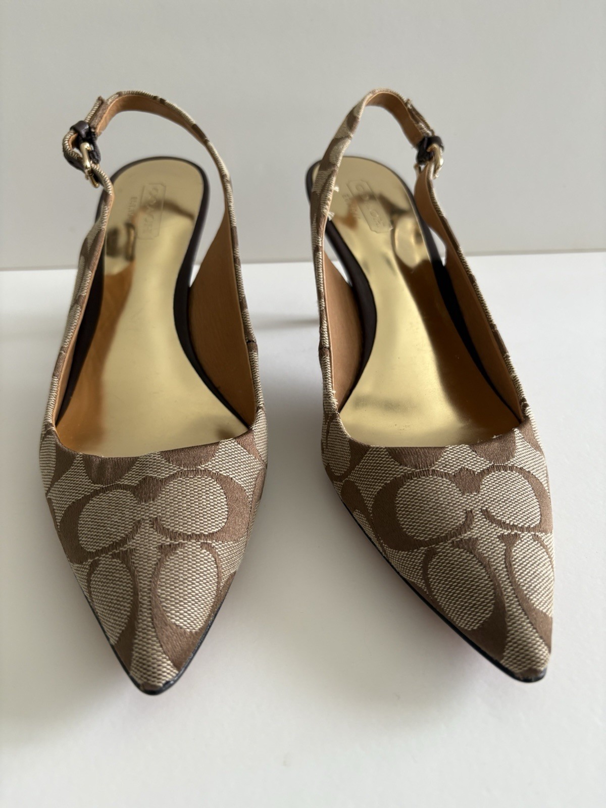 Coach Signature Canvas Slingback Heels Size 7.5 Pointed Toe B-EUC