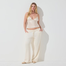 Skims French Terry Straight Leg Pant in Ecru, Size Medium