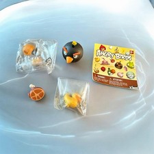 Angry Birds Knex Yellow And Black Birds With 2 Accessories