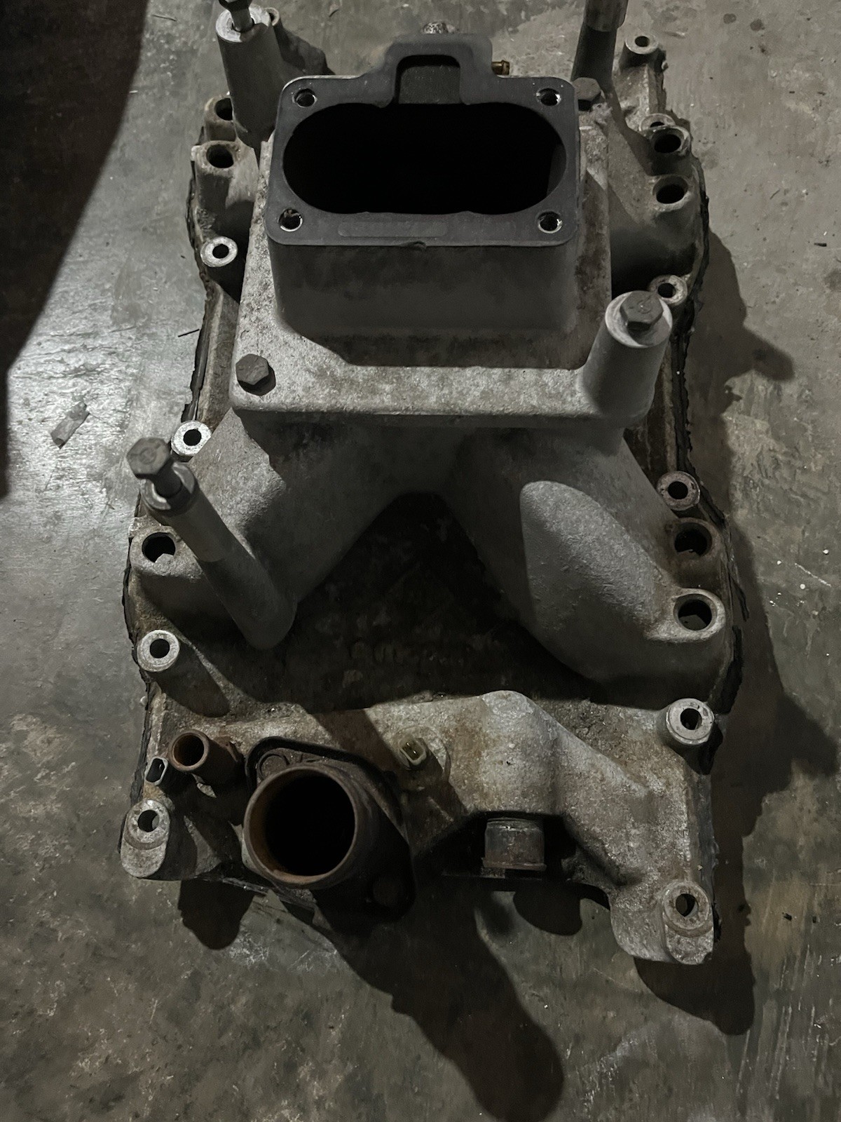 Mopar Performance M1 5.2 318 360 408 Stroker 5.9 magnum intake manifold P5249816