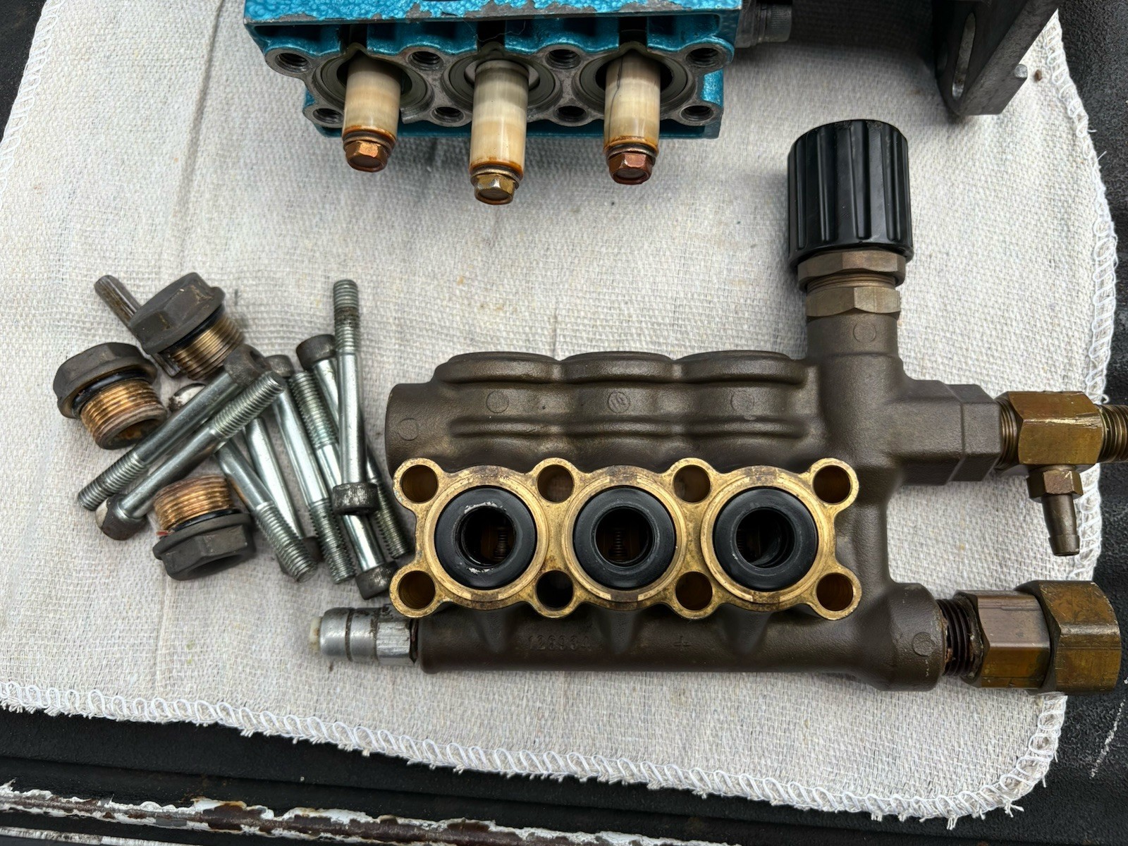 Cat Pumps 67DX39G1I Direct Drive 3.5GPM 4K PSI *PARTS/REBUILD* Pressure Washer