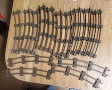 Lot of 16 Vintage American Flyer Assorted Vintage S Gauge Curved Track 1