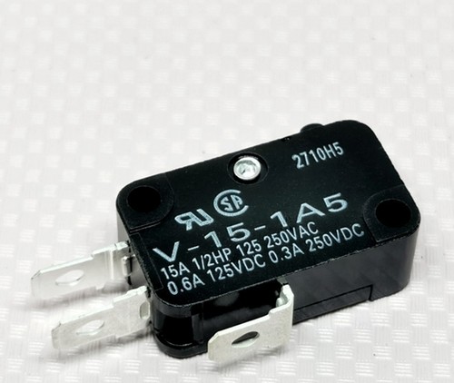 New Omron V-15-1A5 Micro Switch V151A5 #DW - Picture 1 of 3