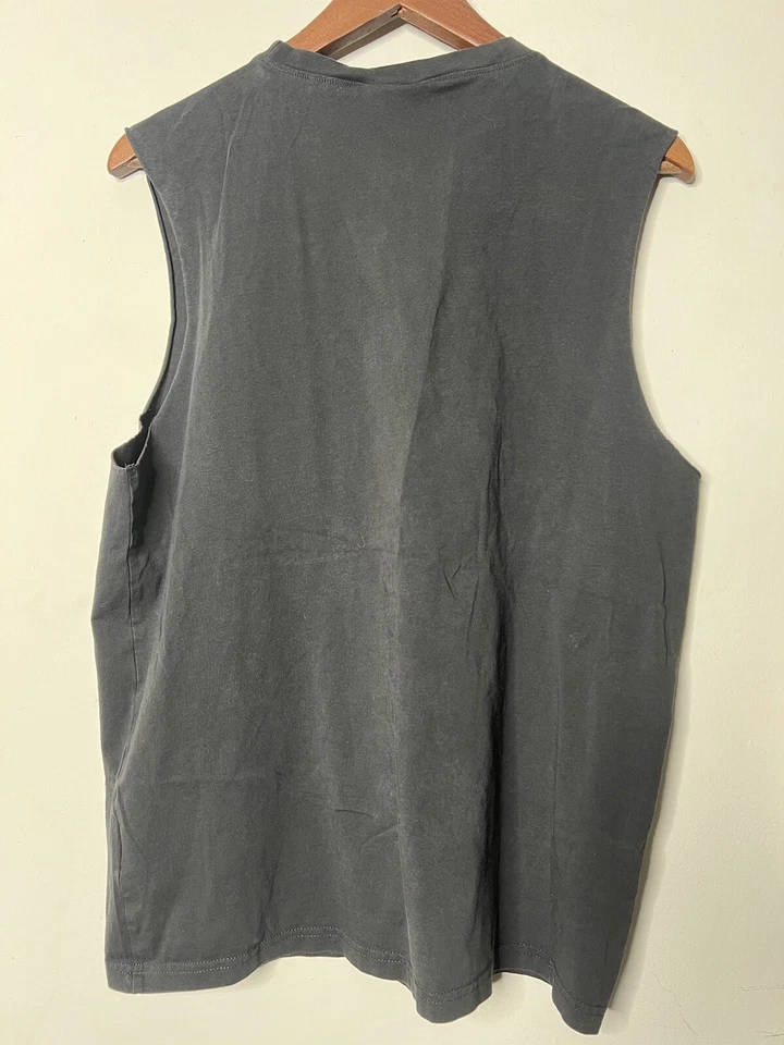 Camiseta sin mangas H&M para hombre ropa deportiva sin mangas calce relajado cuello redondo negra talla S usada en excelente estado Foto 4 de 4