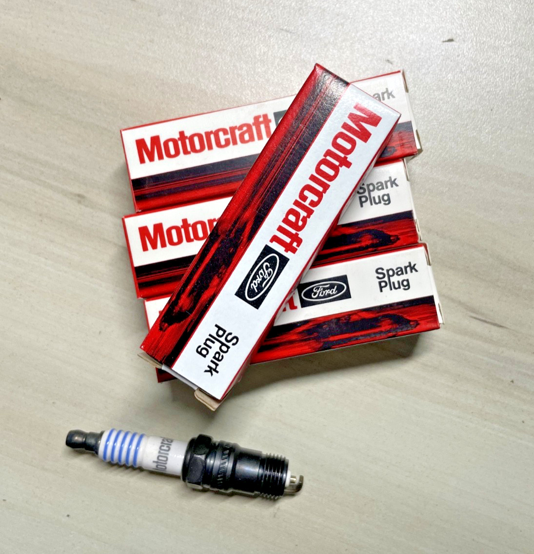 Motorcraft Ford Spark Plugs AWSF52C , LOT OF 4