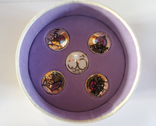 Coffret série complète de 4 fèves + 1 hs Lenôtre 2008 50 ans anniversaire