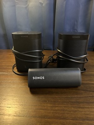 Sonos One (Gen 2) Smart Speaker Black S18 & Sonos Roam (Gen 1) Bluetooth Speaker