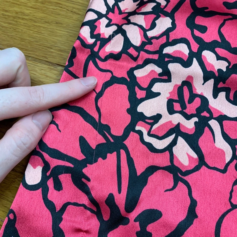 DKNY девочек розовый цветочный печать коротким рукавом платье размер 3T атласный Summer яркий - Изображение 3 из 4