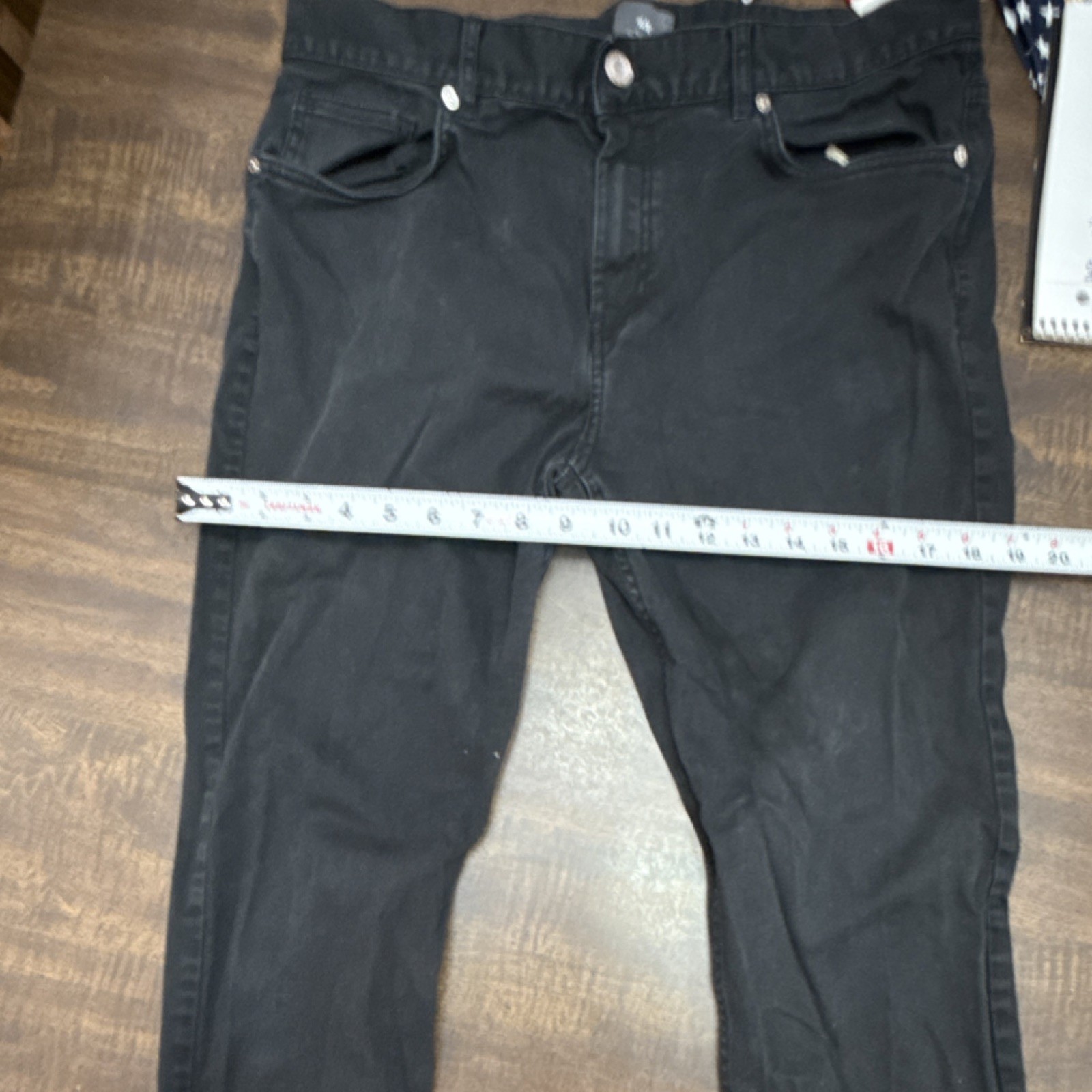 H&M black men’s 34/32 black pants thumbnail 2