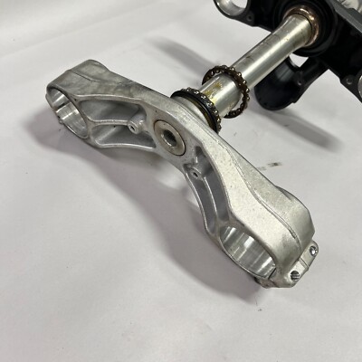 riiページ USED OEM 12-23 KAWASAKI NINJA ZX14 UPPER AND LOWER TRIPLE