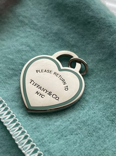 Tiffany \u0026 Co. Return to Tiffany heart 