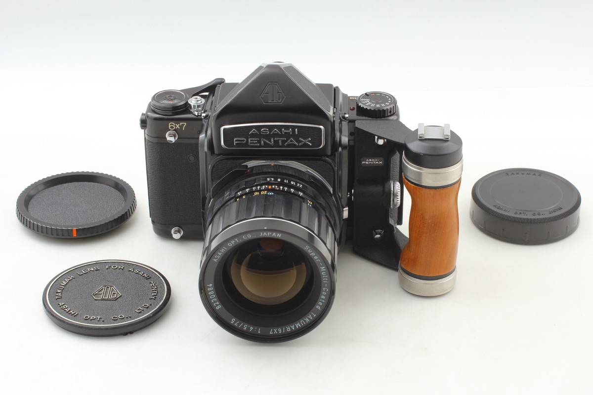 Near MINT w/Grip ] Pentax 6x7 67 Eye Level Film Camera + T