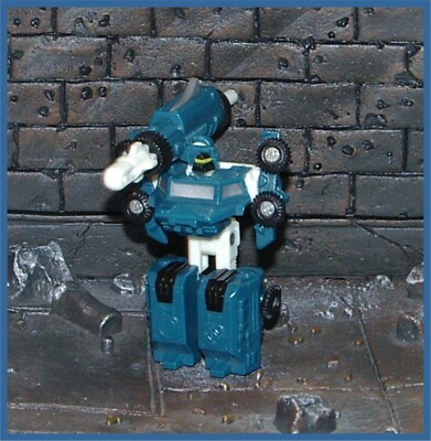 Armada _ Night Attack Minicon Team Member _ ** BROADSIDE **