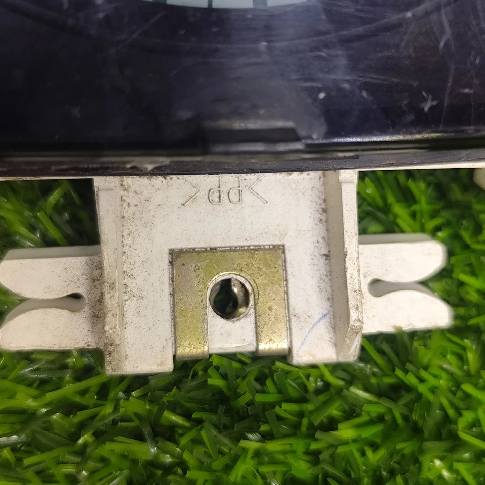 Toyota Corolla 2000 TA-NZE121 Speedometer OEM Denso 83800-1E760 Never Used - image 4 of 4