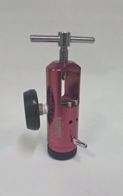 American Bantex Oxygen 50 PSI O2 Regulator Brass Sleeved 3000 PSI Max 