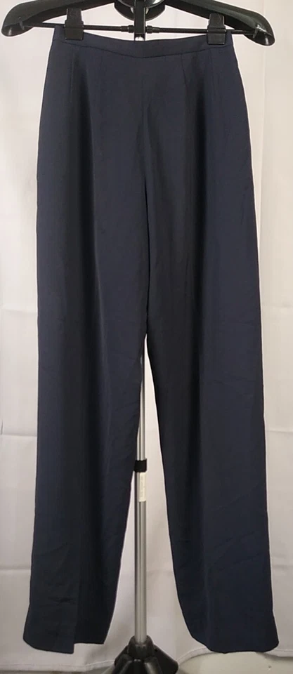 Pantalones para mujer Eddie Bauer calce relajado azul marino talla 6 Foto 3 de 4