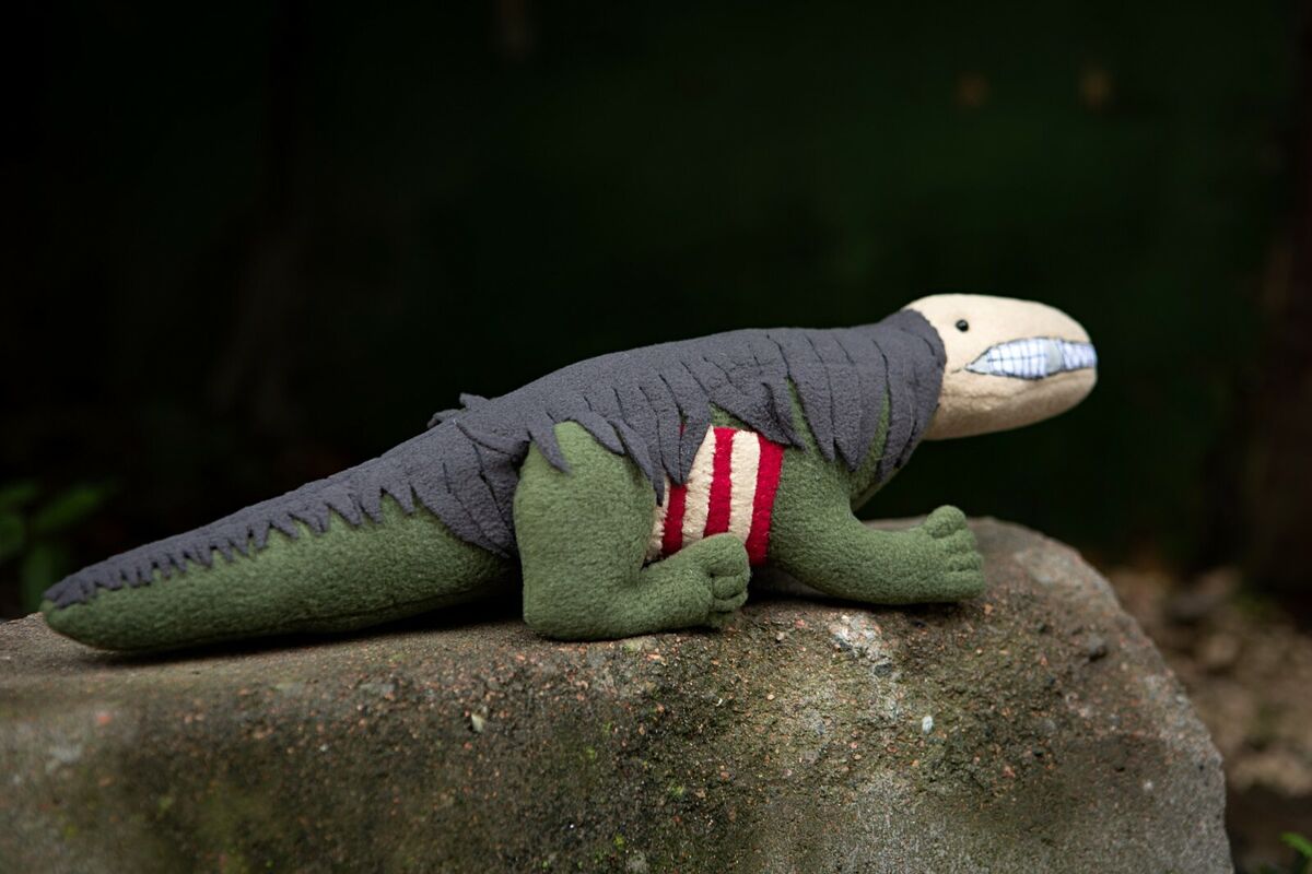 SCP 682 Reptile Plush Hard to Destroy Reptile Handmade Soft 