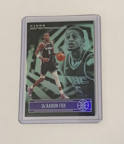 2020 Panini Illusions Basketball Trophy Collection Emerald De'Aaron Fox #135
