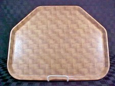 Camtray Cambro Co. - Trapezoid Tray - 18" X 14" - Basket Weave Design