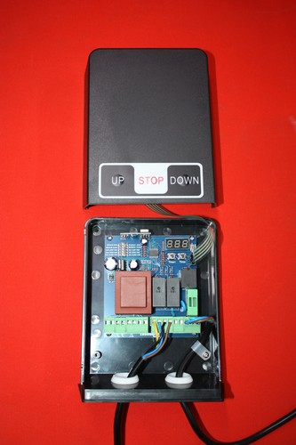 Caja Receptora de Control Remoto RD2X2 con 2 Fobs Rodillo Eléctrico Puertas de Garaje - Imagen 3 de 3