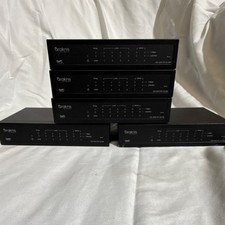 Araknis AN-300-RT-4L2W OVRC Wired Router 1Gbps 4 LAN Ports Ethernet Set
