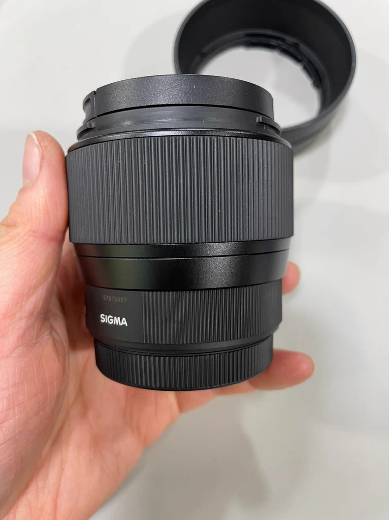 Sigma 56mm F1.4 Contemporary DC DN Lens for Fuji X Mount Prime